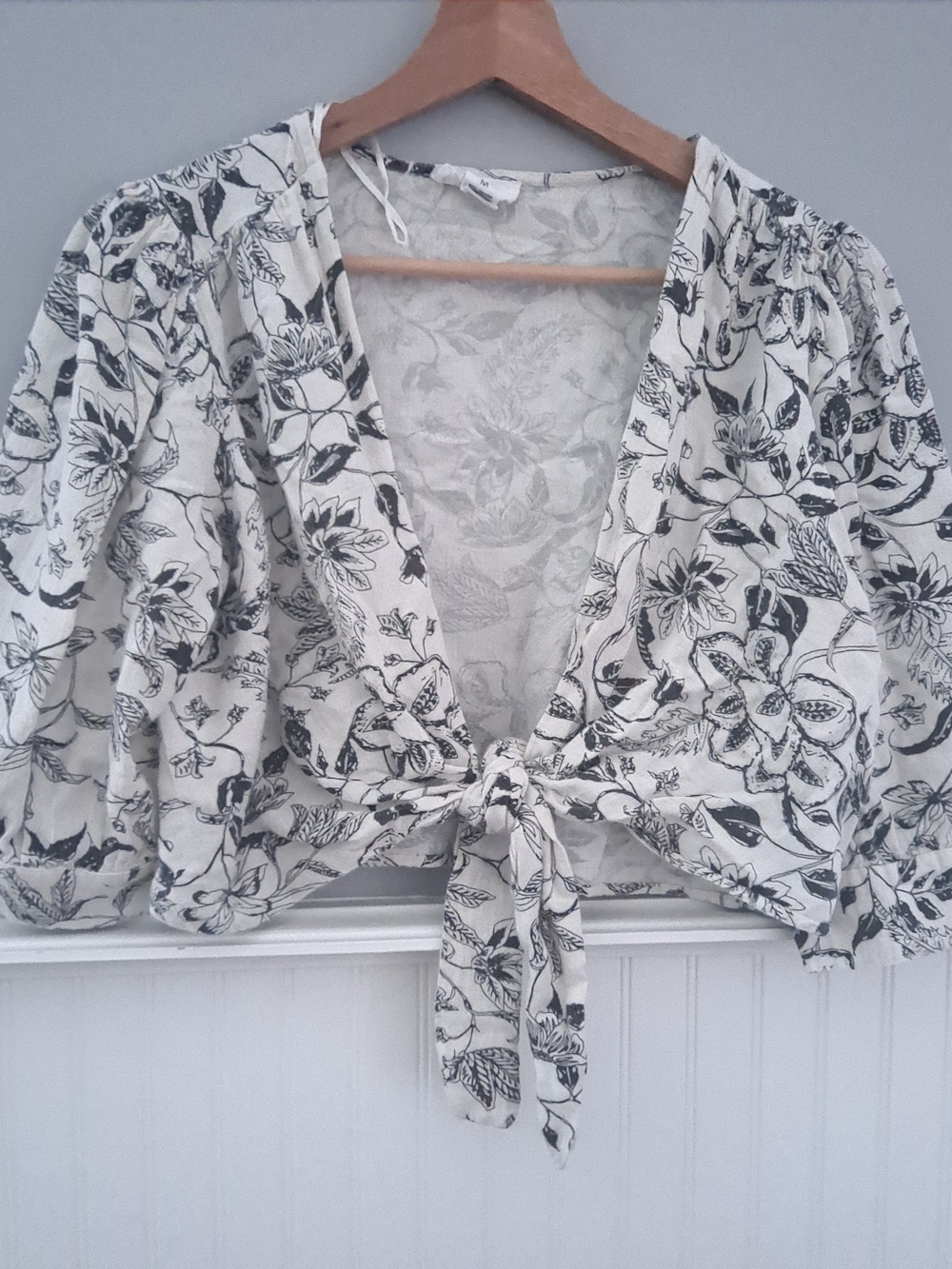 Japna Black and White Floral Tie-Front Crop Top